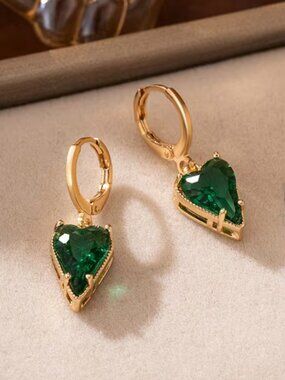 14K Gold Hanging Drop 2ct Green Emerald Gemstone Dangle Heart Earrings Jewelry